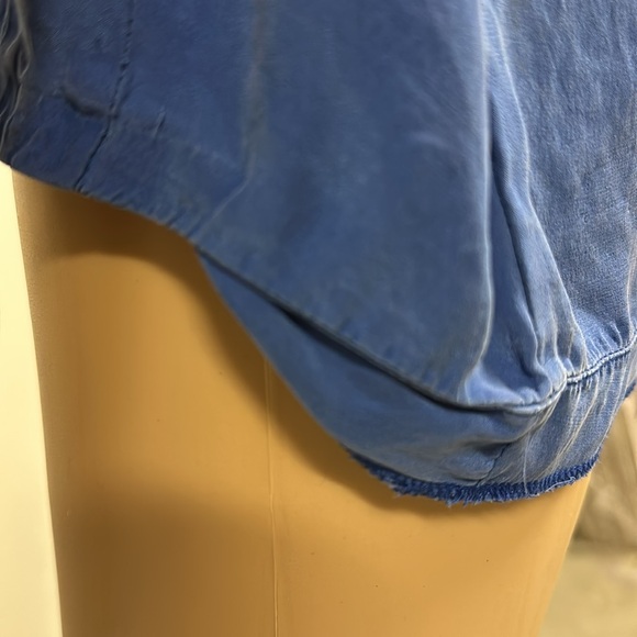 Silk Cynthia Steffe Luxury Blue Short Puff Sleeve Blouse Laced Tie Neck size XS - Picture 6 of 11